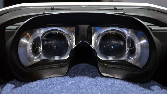panosonic-vr-headset-220-degrees-4-768x432