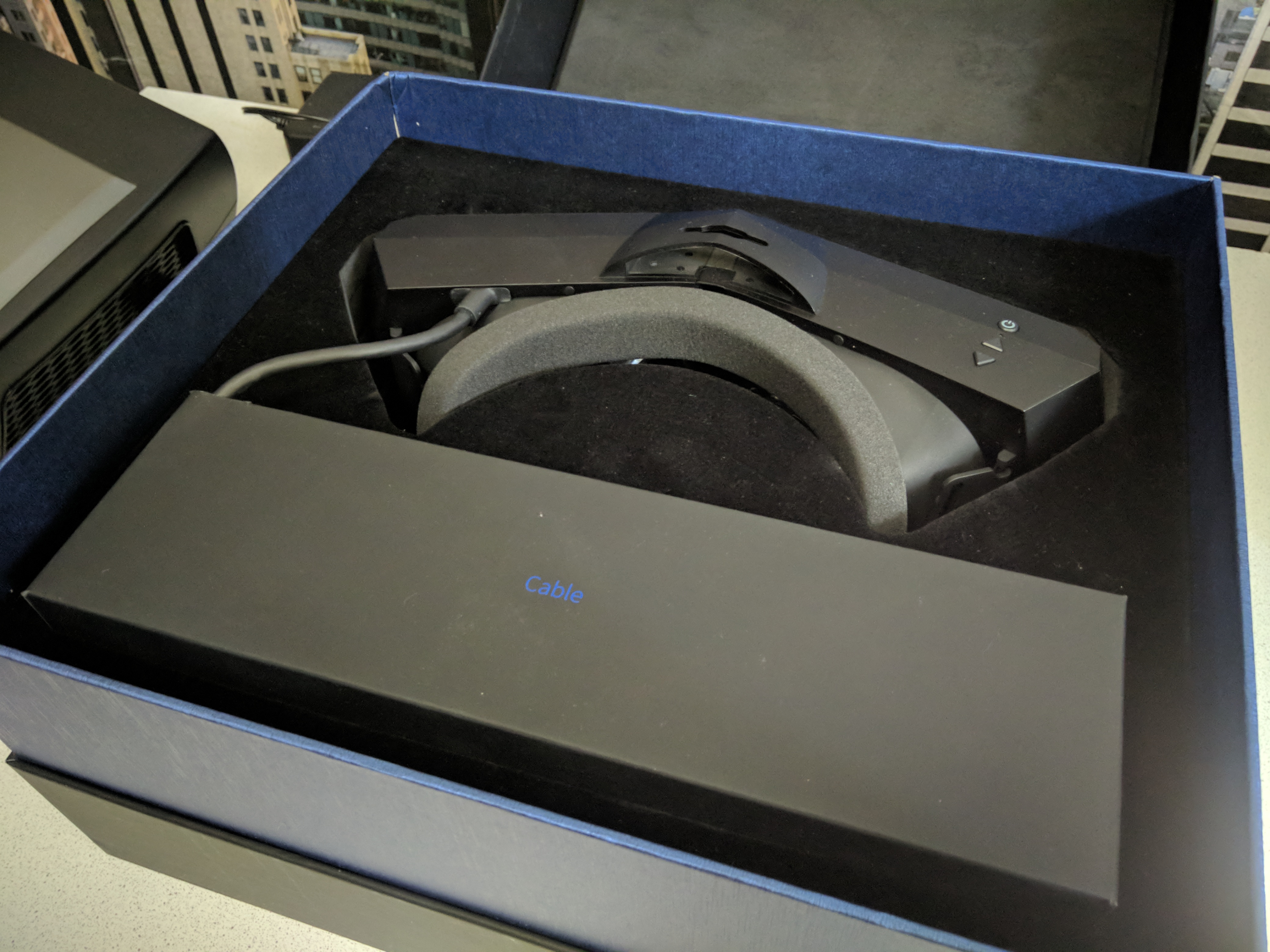 Skyrim VR: 8KX vs Crystal comparison (through-the-lens photography) : r/ Pimax